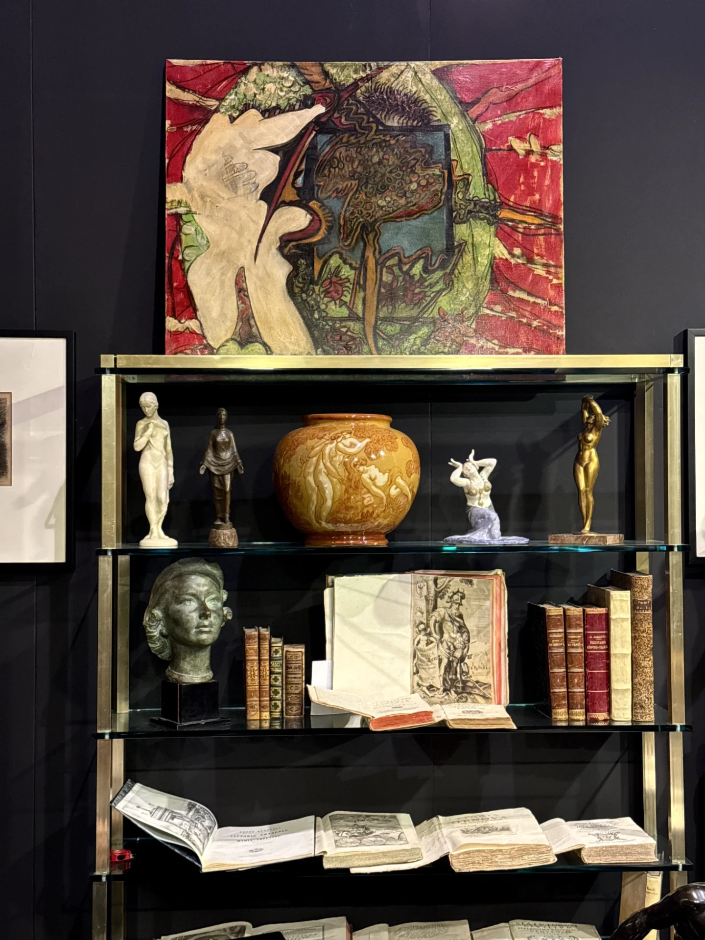 Oggetti in libreria